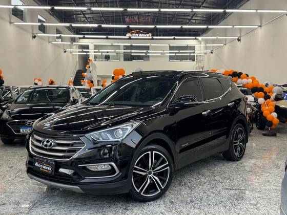 HYUNDAI SANTA FÉ 3.3 MPFI 4X4 7 LUGARES V6 270CV GASOLINA 4P AUTOMÁTICO HYUNDAI SANTA FÉ 3.3 MPFI 4X4 7 LUGARES V6 270CV GASOLINA 4P AUTOMÁTICO